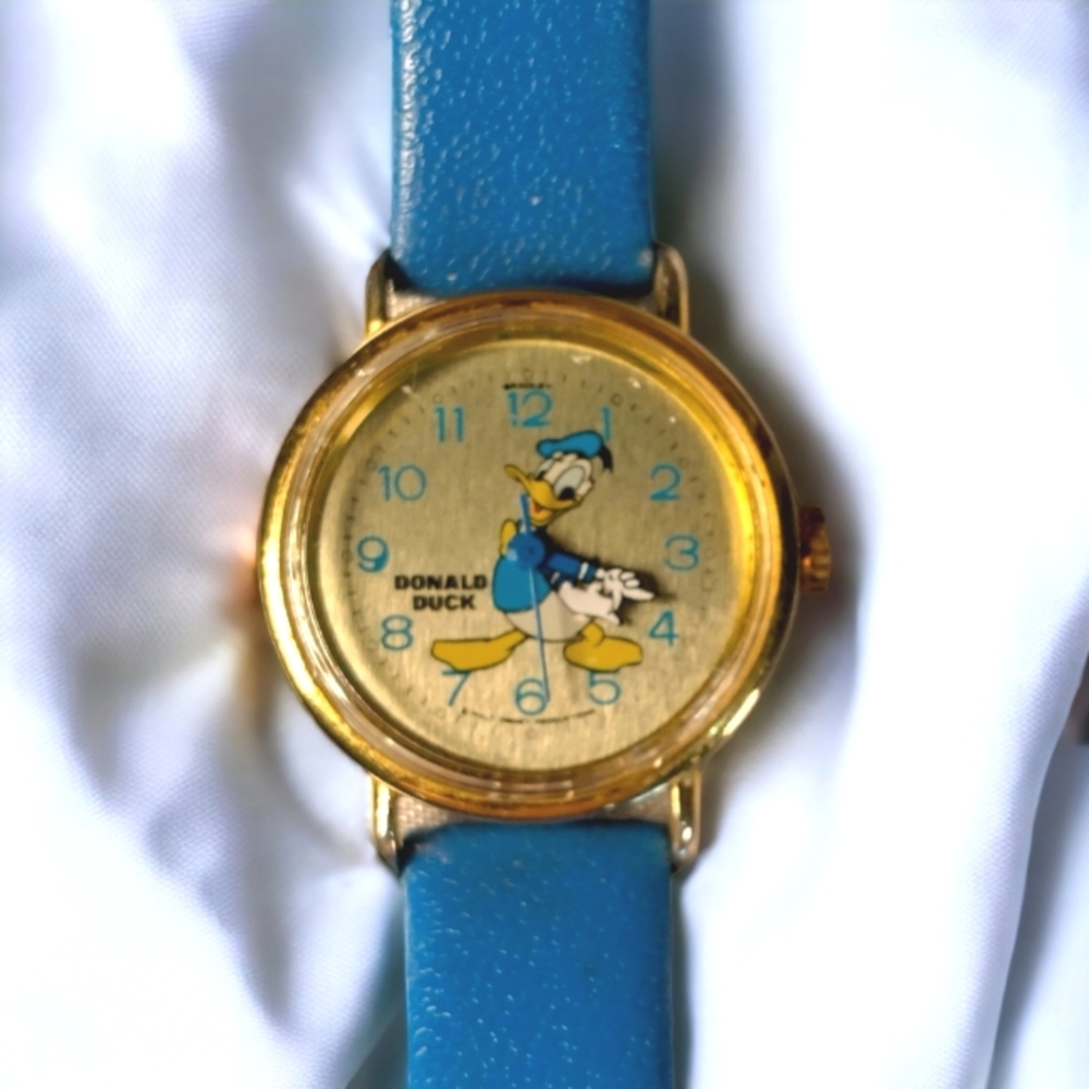Vintage Disney Donald Duck Watch - Birthday Commemorative Edition Watch